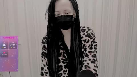 Polly online show from November 2025 08:03:02 AM