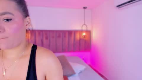 POLLY online show from March 2026 10:10:02 AM