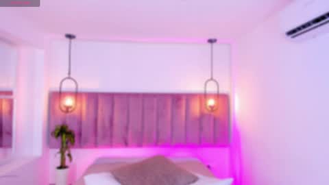 POLLY online show from April 2026 10:18:02 AM