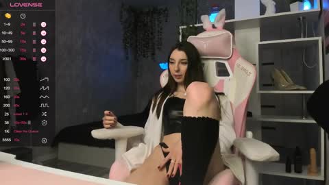       online show from April 2026 04:12:01 PM