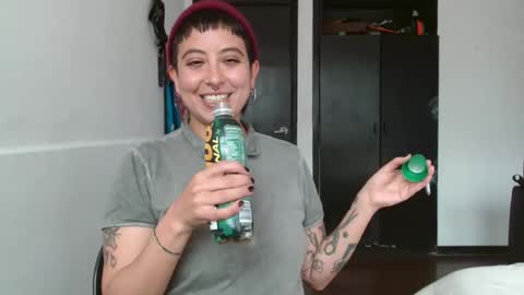 Poly online show from December 2024 08:07:02 PM