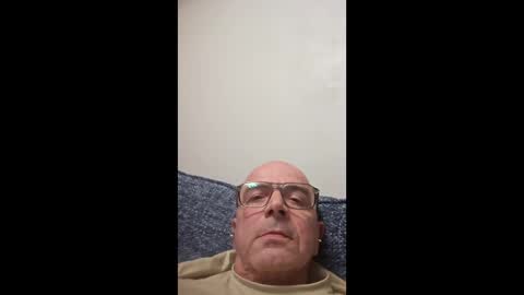 popaulm44 online show from May 2026 04:47:02 PM