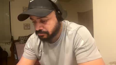 popfizzt online show from November 2025 03:05:02 AM