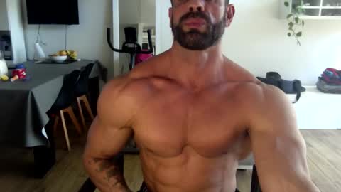 popopo0 online show from November 2025 05:11:01 PM