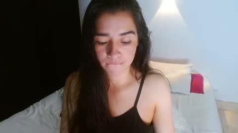 porcelainlux online show from April 2026 11:31:02 PM