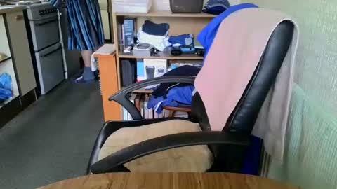 poshman65 online show from February 2026 12:01:02 PM