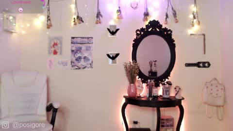 Snapshot of posigore chatting on December 2024 06:35:01 PM Anna Goth independient model online show from December 2024 06:35:01 PM