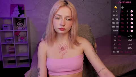 Snapshot of postbaby chatting on November 2025 04:06:01 PM Polly inst postbabyyy online show from November 2025 04:06:01 PM