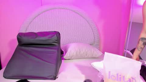 Powder  online show from December 2025 11:30:02 AM