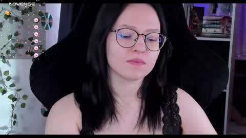 Robyn online show from October 2025 11:30:02 AM