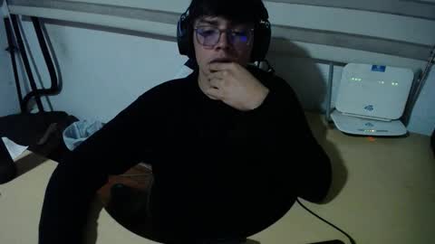 powerfulzeus2 online show from October 2025 02:45:01 AM