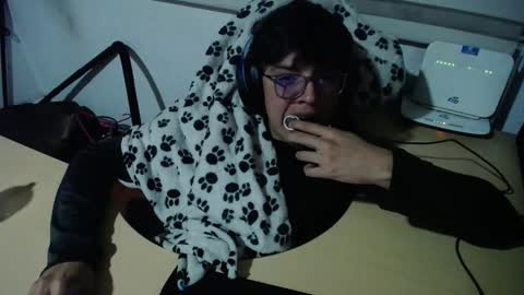 powerfulzeus2 online show from October 2025 02:58:02 AM