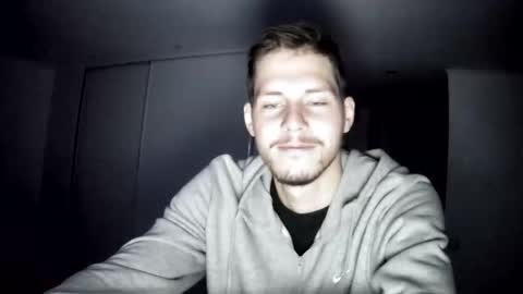 Snapshot of poweroflove7n chatting on October 2025 04:15:02 AM poweroflove7n online show from October 2025 04:15:02 AM