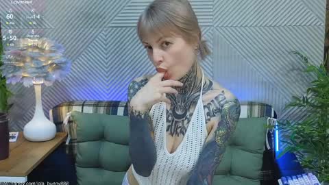 Lola online show from April 2026 05:40:01 AM