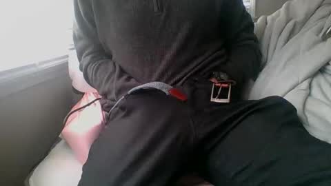 Snapshot of powthunder85 chatting on April 2026 07:22:02 PM powthunder85 online show from April 2026 07:22:02 PM