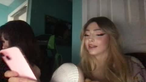 Snapshot of pr1ncesswand chatting on January 2025 06:34:02 AM cat valentine online show from January 2025 06:34:02 AM