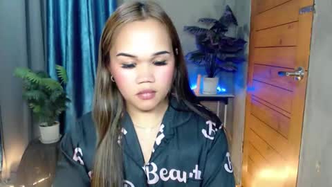 Just PRECIOUS  online show from April 2026 02:17:02 PM