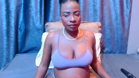 Snapshot of preggynwild chatting on July 2026 03:02:02 AM preggynwild online show from July 2026 03:02:02 AM