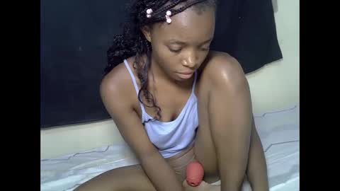 lynn online show from April 2026 09:34:03 PM