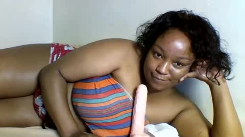 Snapshot of prettie_diva0 chatting on September 2025 12:47:02 AM Prettie diva online show from September 2025 12:47:02 AM