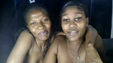 Snapshot of prettie_petitee chatting on July 2026 09:06:02 AM prettie_petitee online show from July 2026 09:06:02 AM