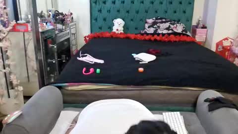 Yasmine pretty online show from February 2026 02:53:02 AM