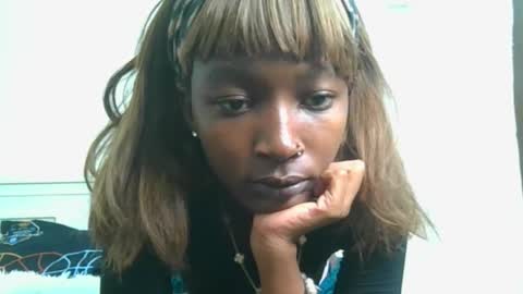 pretty__lisa online show from December 2025 02:57:02 PM