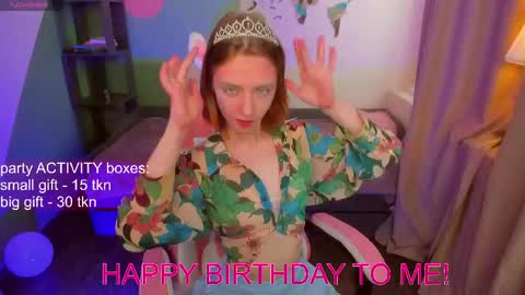 Snapshot of pretty__victoria chatting on June 2026 06:51:02 AM Lady vikki online show from June 2026 06:51:02 AM