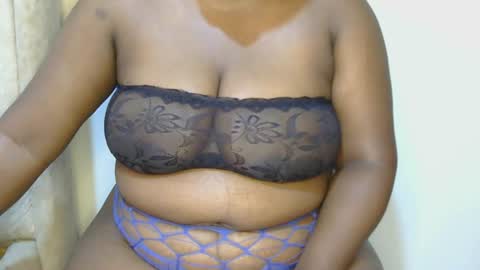 Snapshot of pretty_bums chatting on July 2026 10:29:01 AM chichi online show from July 2026 10:29:01 AM