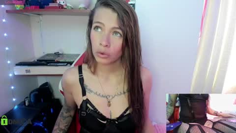 Snapshot of pretty_candysex chatting on September 2025 08:34:01 PM Lisa online show from September 2025 08:34:01 PM