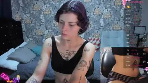 Snapshot of pretty_cristal22 chatting on July 2026 01:29:02 AM pretty_cristal22 online show from July 2026 01:29:02 AM