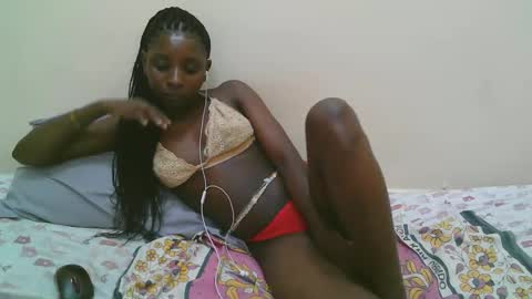 pretty online show from February 2026 03:05:02 PM