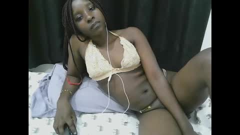 Snapshot of pretty_do chatting on May 2026 12:51:02 AM pretty online show from May 2026 12:51:02 AM