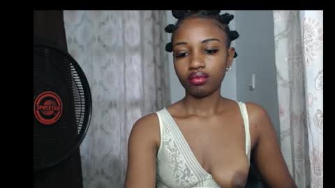 Pretty ebonygirl2 online show from February 2026 02:37:02 PM