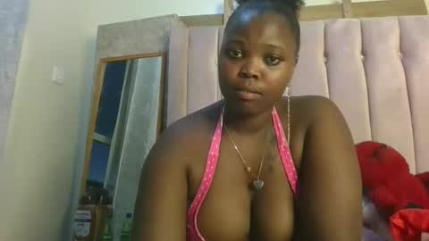 pretty_fel online show from October 2025 03:34:01 PM