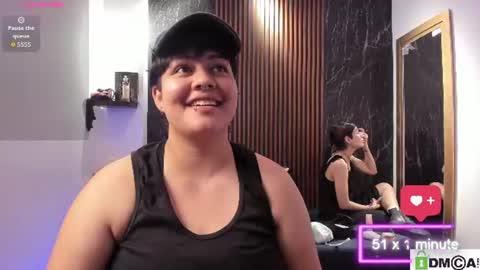 Snapshot of pretty_honey22 chatting on July 2026 02:43:01 AM pretty_honey22 online show from July 2026 02:43:01 AM
