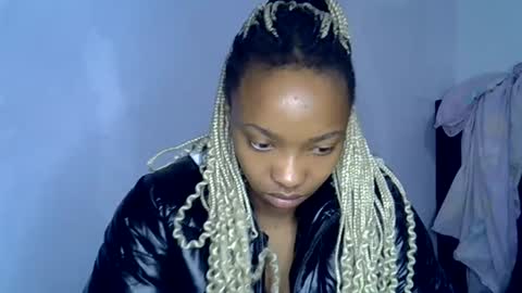 pretty jazminee online show from June 2026 12:46:02 AM