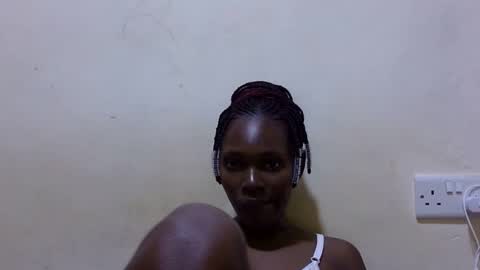 pretty_leila1 online show from April 2026 11:59:01 AM