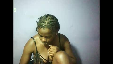 Mary Melinda online show from February 2025 06:52:02 PM