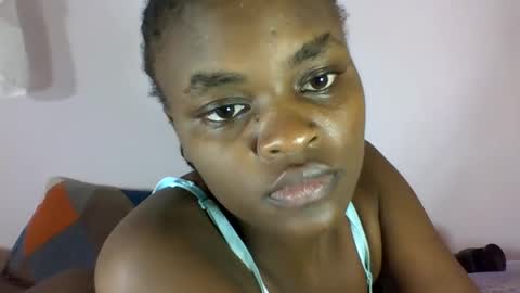 pretty_miya online show from December 2024 09:04:01 PM