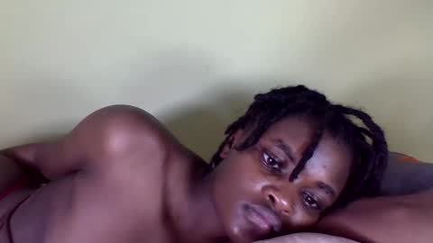 pretty_miya online show from December 2024 02:23:01 AM