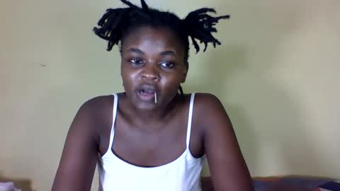 pretty_miya online show from December 2024 08:26:01 AM