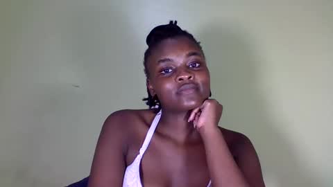 pretty_miya online show from January 2025 08:46:02 PM