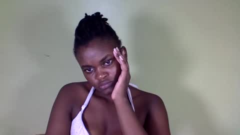 pretty_miya online show from January 2025 05:20:02 PM