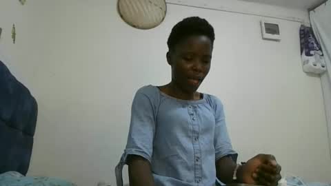pretty_petite_ebony online show from November 2025 09:58:01 PM