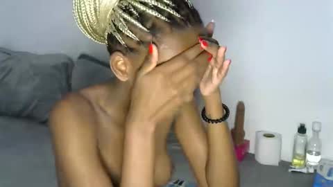 Pretty doll online show from November 2025 10:59:02 AM