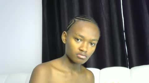 Snapshot of pretty_queennie chatting on July 2026 09:35:02 AM Pretty doll online show from July 2026 09:35:02 AM