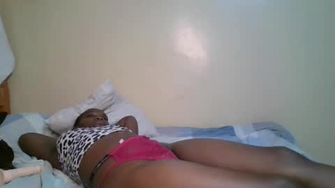 pretty_shila online show from October 2025 12:44:02 AM