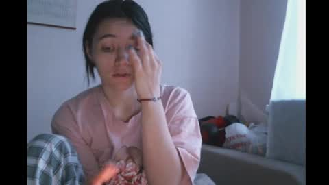 Snapshot of prettybella_7 chatting on January 2025 05:16:02 AM Bella online show from January 2025 05:16:02 AM