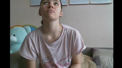 Snapshot of prettybella_7 chatting on January 2025 08:29:02 AM Bella online show from January 2025 08:29:02 AM
